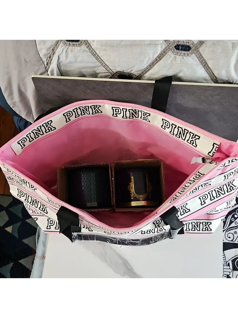 PINK Victoria's Secret Logo School Tote W Zipper Closure NEW MSRP $59.95